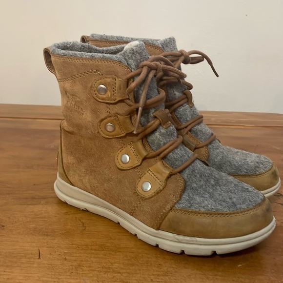 Sorel Joan Leather Suede Upper Waterproof Boots Size 6 - Picture 1 of 14